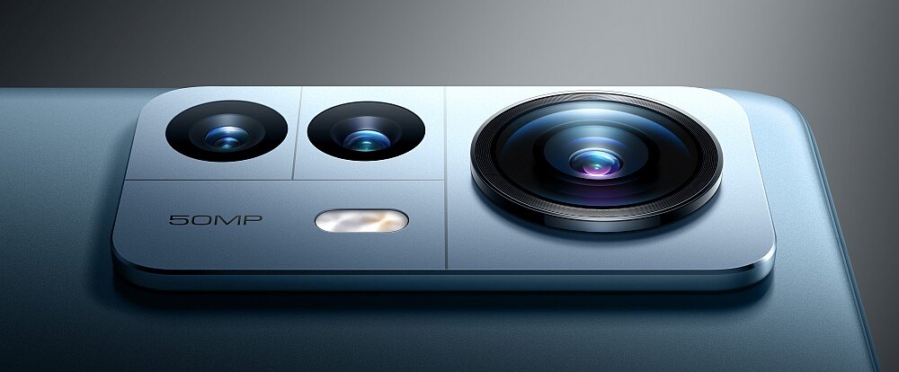 Smartfon XIAOMI 12 Pro  ekran bateria aparat procesor ram pamięć pojemność rozdzielczość zdjęcia filmy opis dane cechy blokady system łączność wifi bluetooth obudowa szkło odporność porty muzyka transfer sieć przekątna matryca waga czujniki