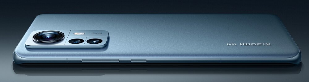 Smartfon XIAOMI 12 Pro ekran bateria aparat procesor ram pamięć pojemność rozdzielczość zdjęcia filmy opis dane cechy blokady system łączność wifi bluetooth obudowa szkło odporność porty muzyka transfer sieć przekątna matryca waga czujniki
