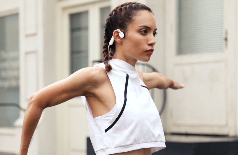 SŁUCHAWKI BLUETOOTH AFTERSHOKZ OPENMOVE KOSTNE BIALE przewodnictwo kostne dźwięk equalizer