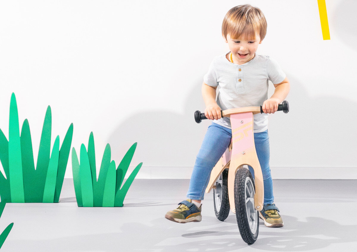 Rowerek biegowy SPOKEY Woo-ride Duo Rozowy siodelko kola