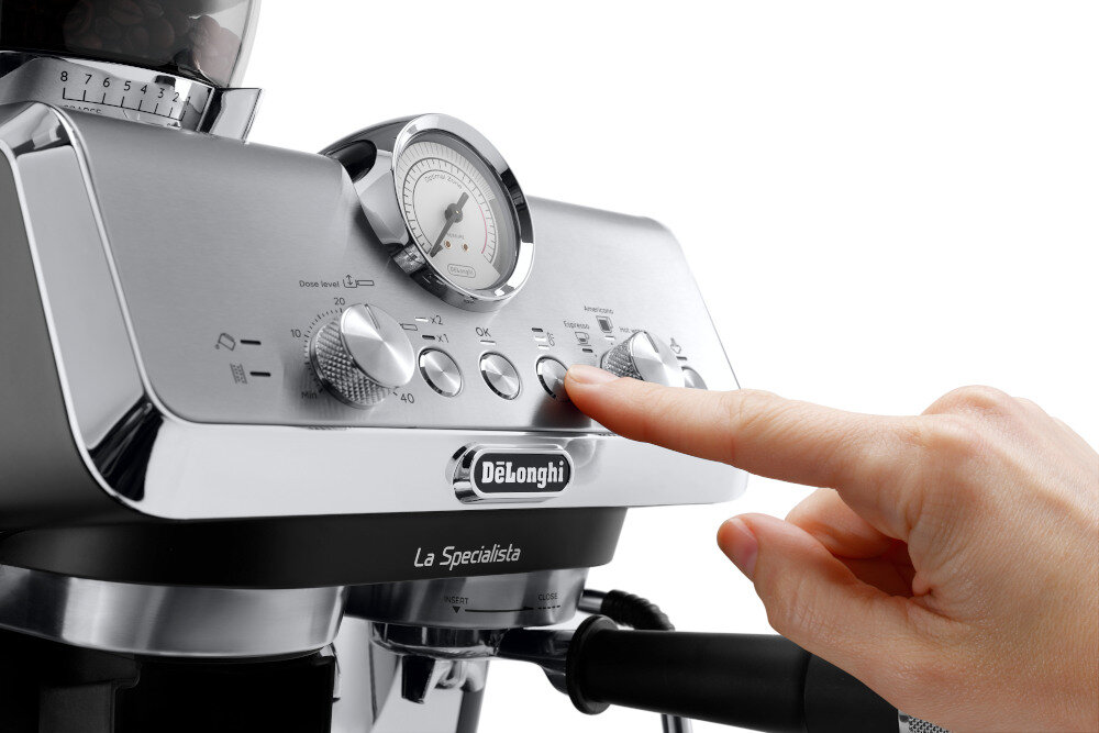 Ekspres DELONGHI La Specialista Arte EC9155.MB 3 poziomy temperatury osiem stopni mielenia