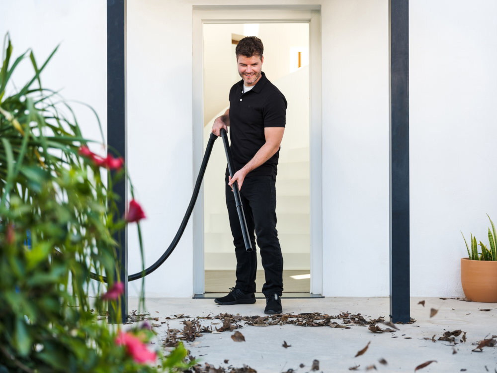 Odkurzacz warsztatowy NILFISK Buddy II 18 Car Cleaner Funkcja nadmuchu