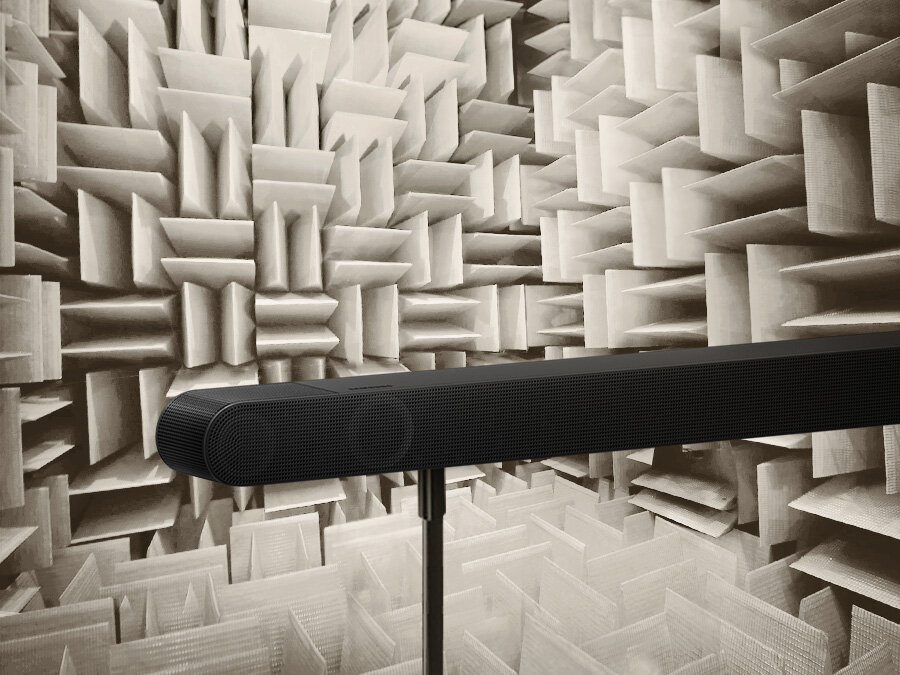 Soundbar Samsung HW-S800B/EN to sprzęt zaprojektowany w Samsung Audio Lab. HW-S800B/EN
