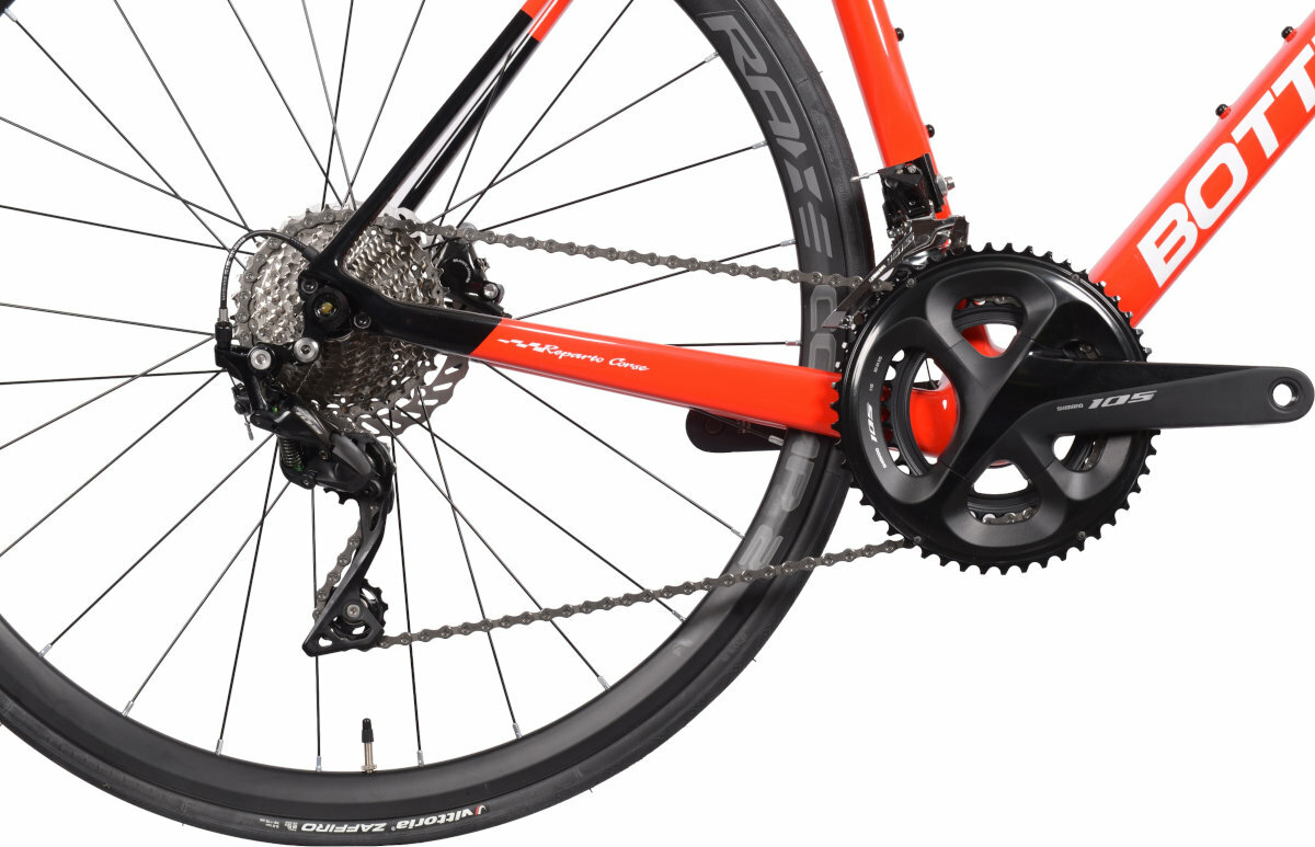 Rower szosowy BOTTECCHIA 8Avio Revolution U20 28 cali Czerwony kola opony obrecze