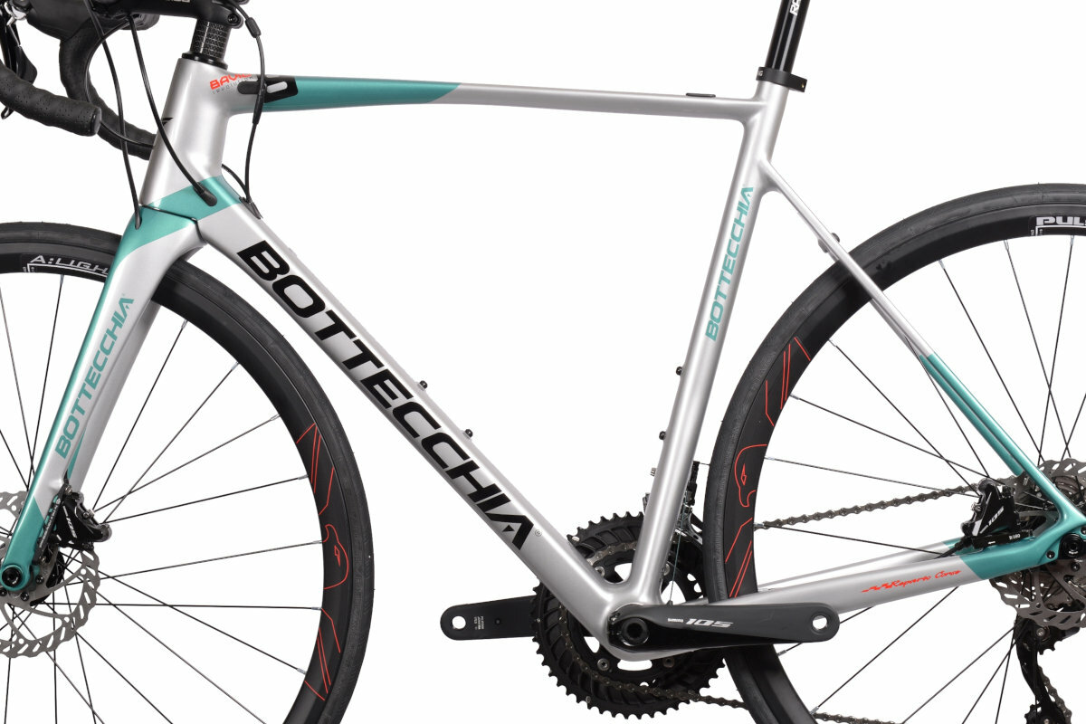 Rower szosowy BOTTECCHIA 8Avio Revolution U21 28 cali Czerwony rama linki