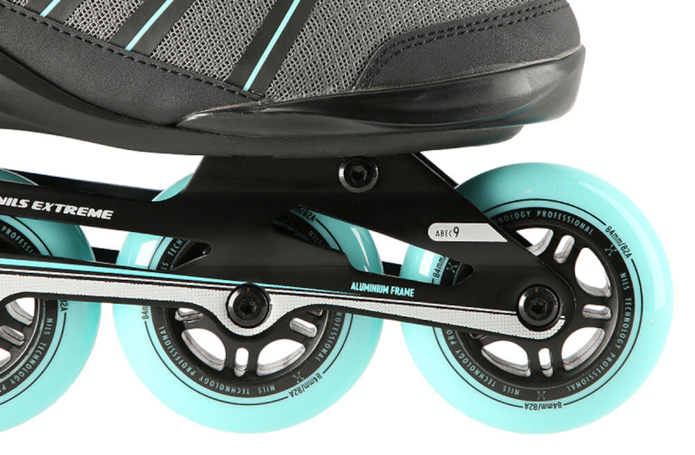 NILS EXTREME łyżworolki miękkie kółka przyczepność podłoże drgania konfiguracja zwrotność