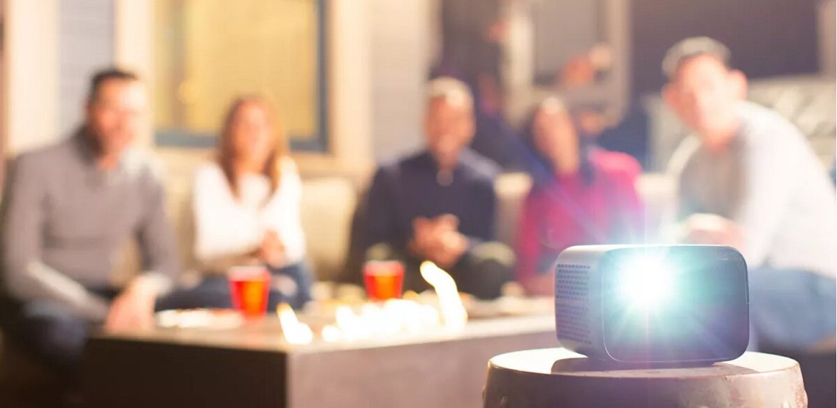 Projektor PHILIPS PicoPix Max TV PPX720 Elegancki i niewielki Idealny obraz dla jak największego komfortu