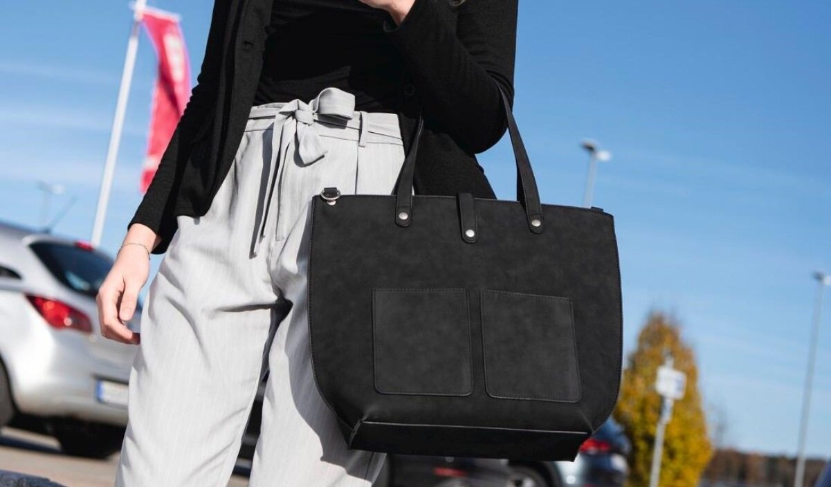 zdjęcie TORBY DAMSKA DO LAPTOPA CLASSY, 13.3-14.1 