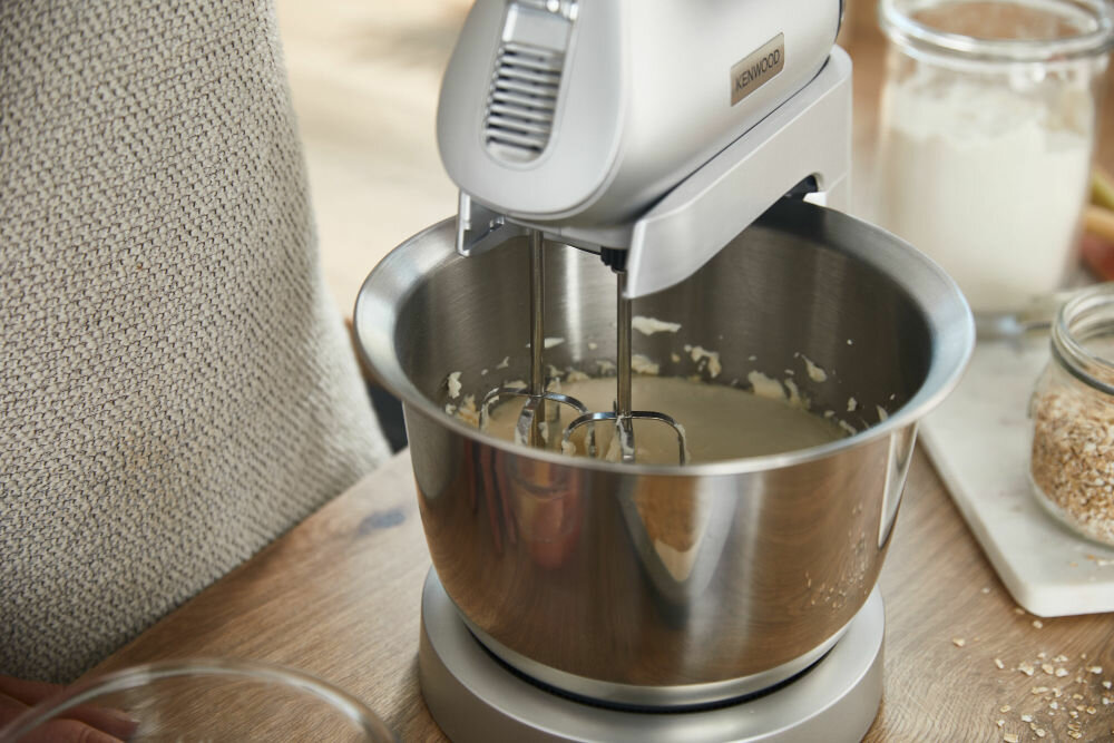 Mikser KENWOOD HMP54.000SI Informacje techniczne mozliwosc mycia w zmywarce moc 650W pojemnosc 3,5l
