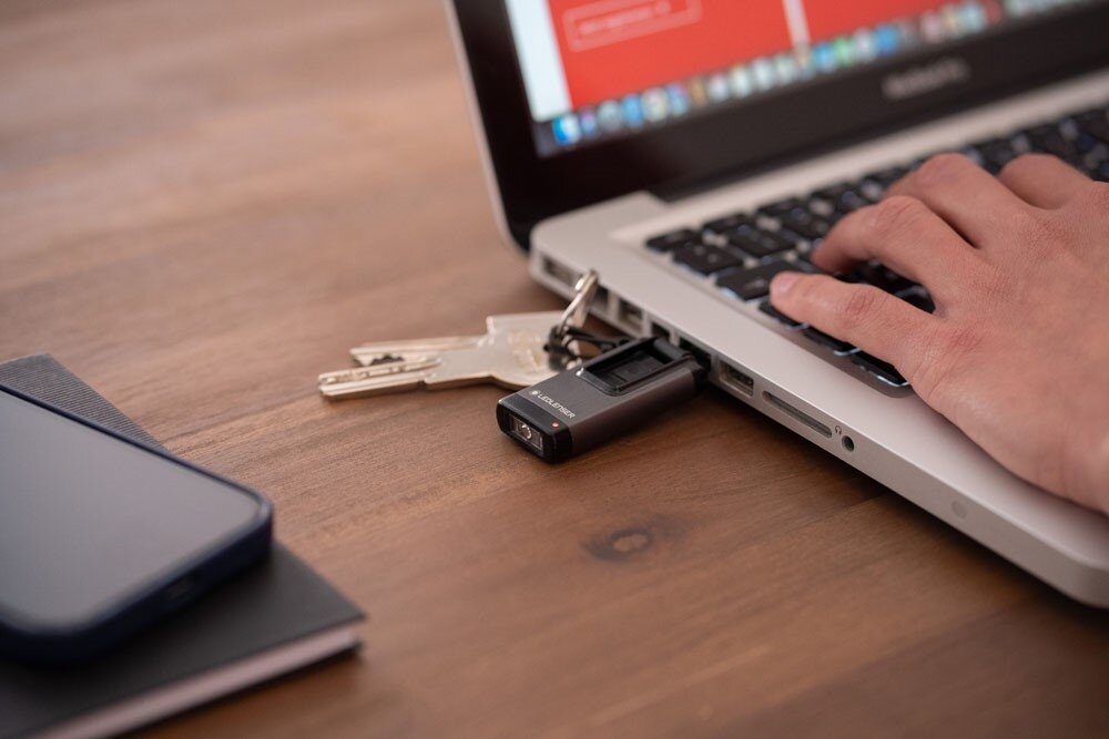 Latarka LEDLENSER K4R Szary 3 tryby czas pracy jasność zasieg