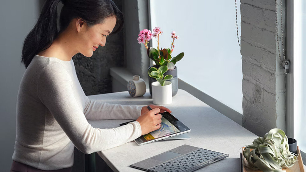 Klawiatura Microsoft Surface Pro Signature Type Cover + Pióro Surface Slim Pen 2 kolory materiał luksus potęga rzeczywistość konstrukcja wygoda wszechstronność