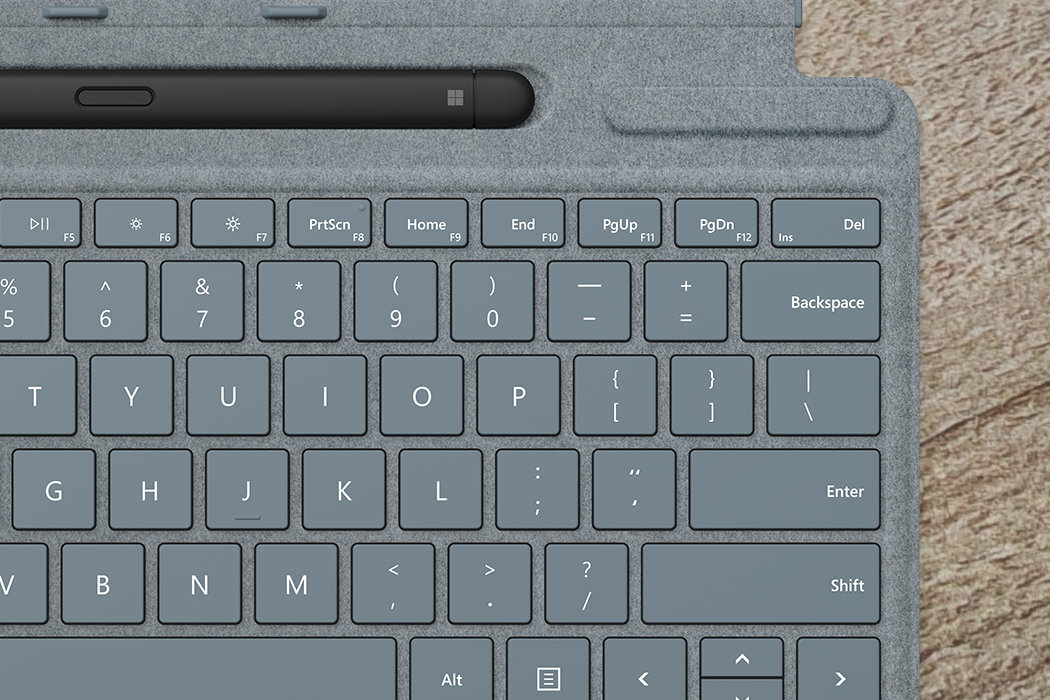 Klawiatura Microsoft Surface Pro Signature Type Cover + Pióro Surface Slim Pen 2 kolory materiał luksus potęga rzeczywistość konstrukcja wygoda wszechstronność