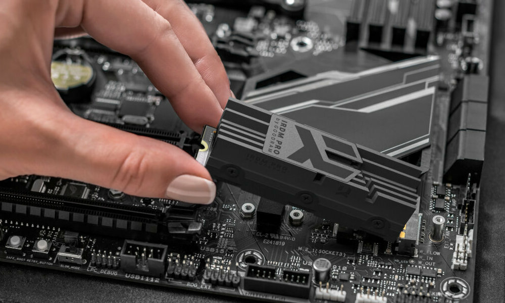 GOODRAM IRDM Pro M.2 4TB SSD reka