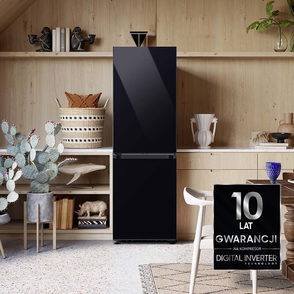 na zdjęciu lodówka Bespoke wraz z adnotacją graficzną o przyznaniu kompresorowi 10-letniej gwarancji na zdjęciu lodówka Bespoke wraz z adnotacją graficzną o przyznaniu kompresorowi 10-letniej gwarancji