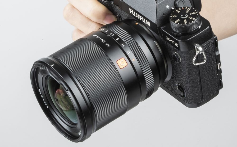 Obiektyw VILTROX AF 13mm F1.4 Fuji X  ogniskowa przysłona ostrość pierścienie optyka soczewki powłoki montaż bagnet światło jasność zoom filtry waga