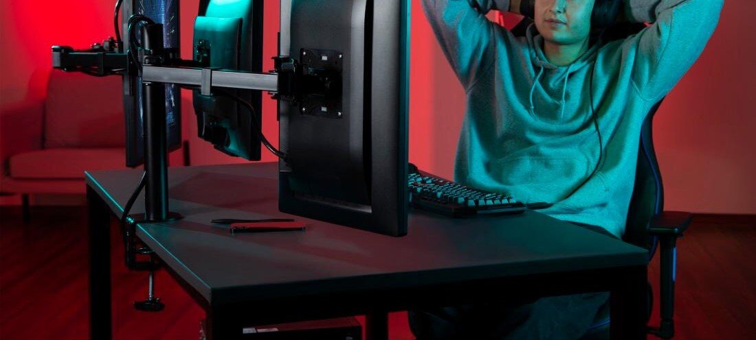 zdjęcie UCHWYTU DO MONITORA PLUS, 3 RAMIONA, 13 - 27