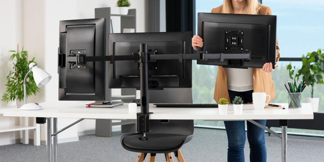 zdjęcie UCHWYTU DO MONITORA PLUS, 3 RAMIONA, 13 - 27