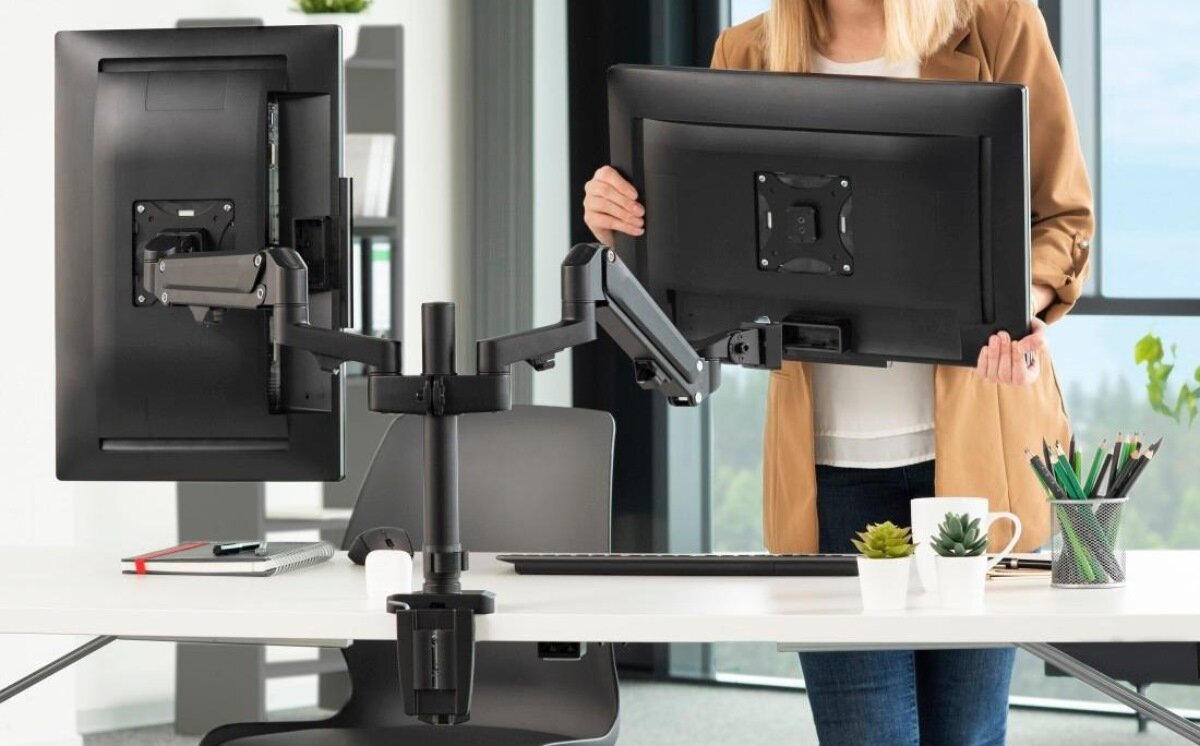 zdjęcie UCHWYTU DO MONITORA PREMIUM, OBROTOWY, SPRĘŻYNA GAZOWA,  2 RAMIONA, 13 - 32