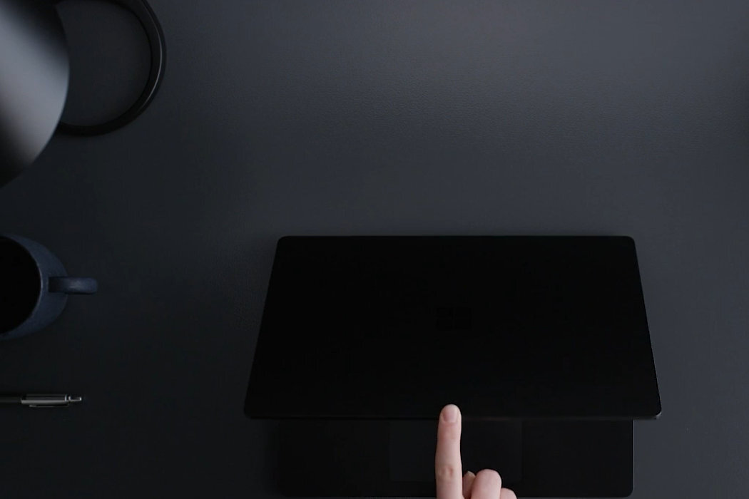 MICROSOFT Surface Laptop 4 bateria układ chłodzenia dotykowy ekran