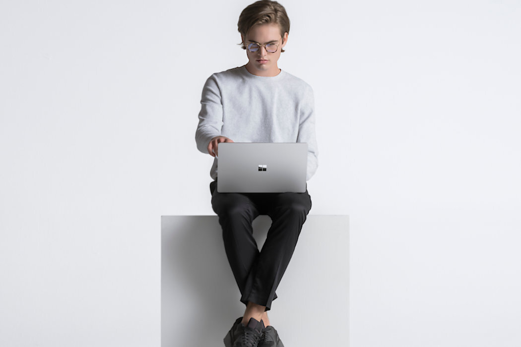 MICROSOFT Surface Laptop 4 bateria wydajność praca