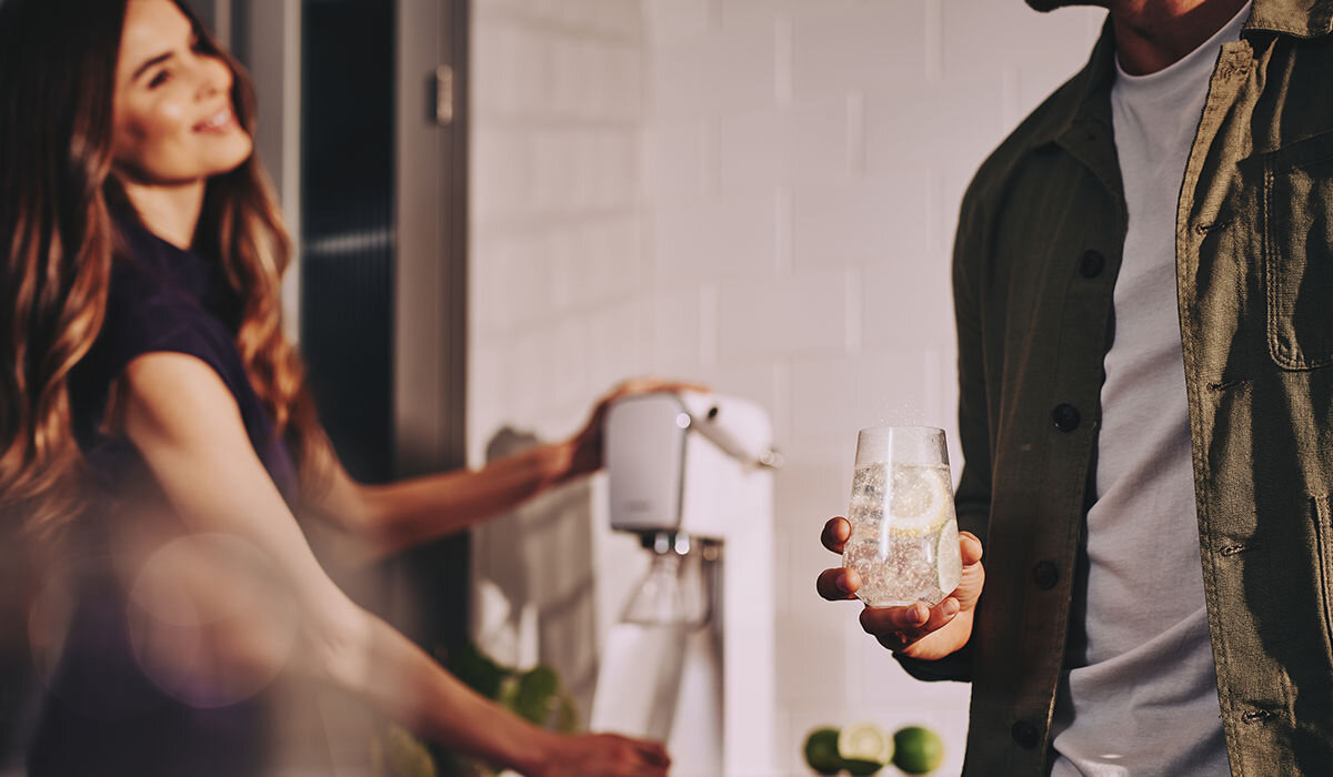 Saturator SODASTREAM Art Biały instrukcja spsoób gazowania