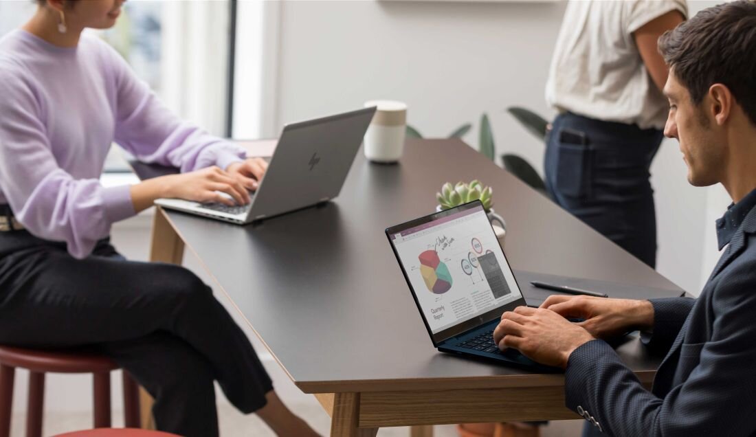 Laptop HP EliteBook 860 G9 - Laptop Biznesowy