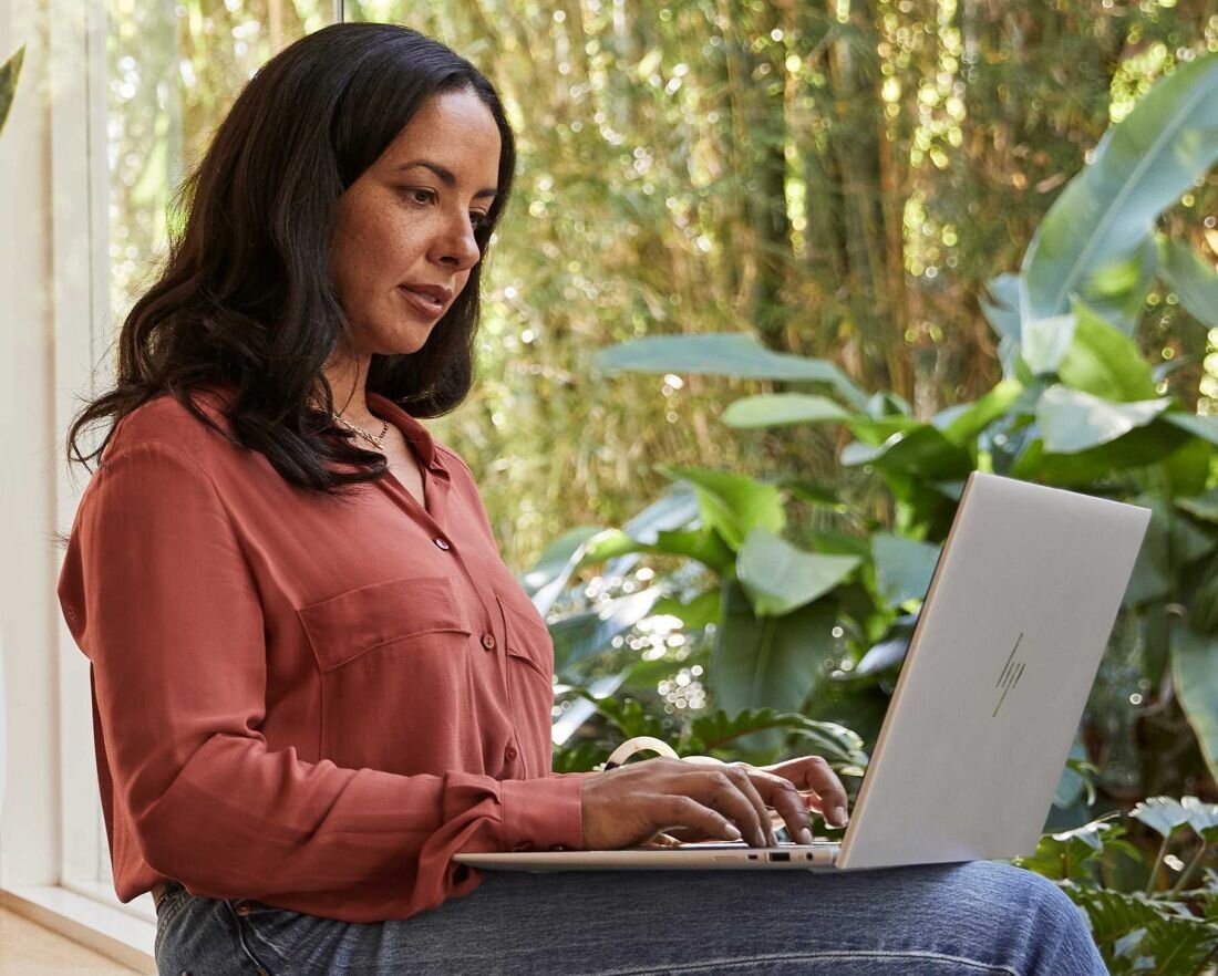 Laptop HP EliteBook 860 G9 - HP Sure Sense