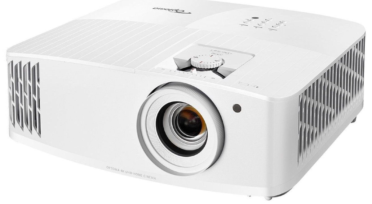 Projektor OPTOMA UHD55 idealny do ogladania filmow i grania w gry