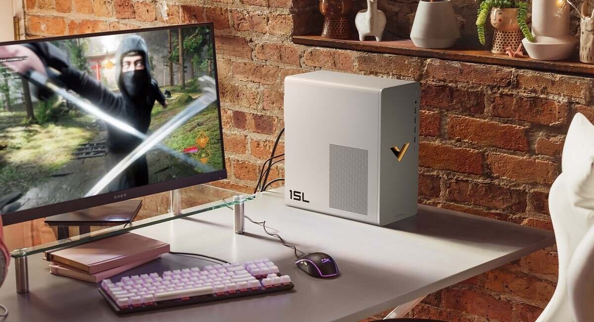 Komputer HP Victus Postaw na wszechstronność z komputerem gamingowym Przełączaj się płynnie między obowiązkami a przyjemnością