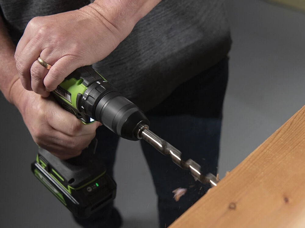 Wiertarko-wkrętarka GREENWORKS GD24DD60 uchwyt materiały