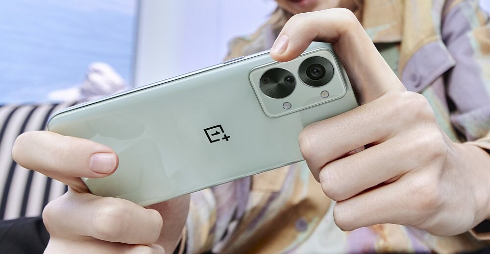 Smartfon ONEPLUS Nord 2T ekran bateria aparat procesor ram pamięć pojemność rozdzielczość zdjęcia filmy opis dane cechy blokady system łączność wifi bluetooth obudowa szkło odporność porty muzyka transfer sieć przekątna matryca waga czujniki