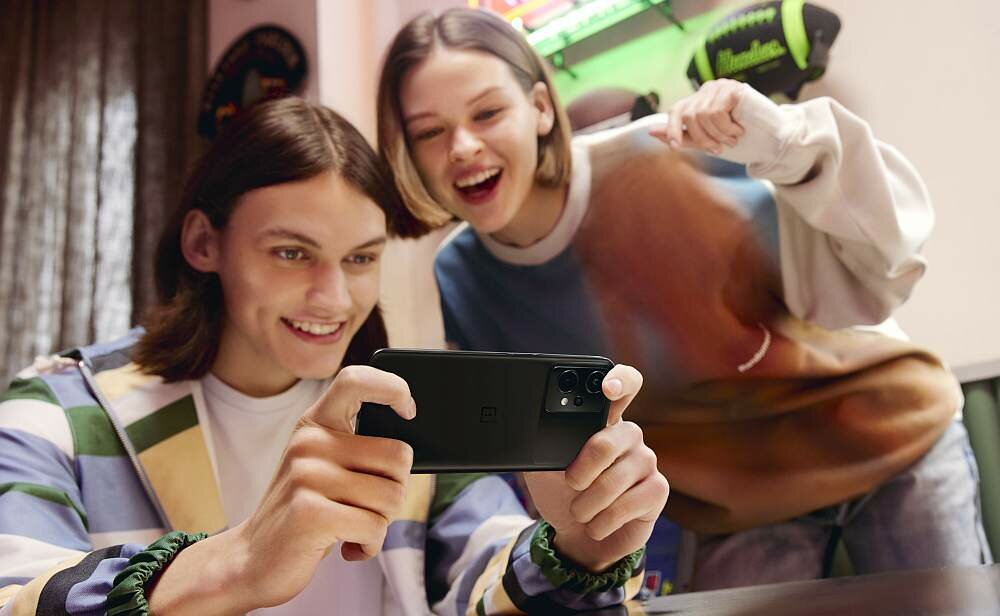Smartfon ONEPLUS Nord CE 2 Lite ekran bateria aparat procesor ram pamięć pojemność rozdzielczość zdjęcia filmy opis dane cechy blokady system łączność wifi bluetooth obudowa szkło odporność porty muzyka transfer sieć przekątna matryca waga czujniki