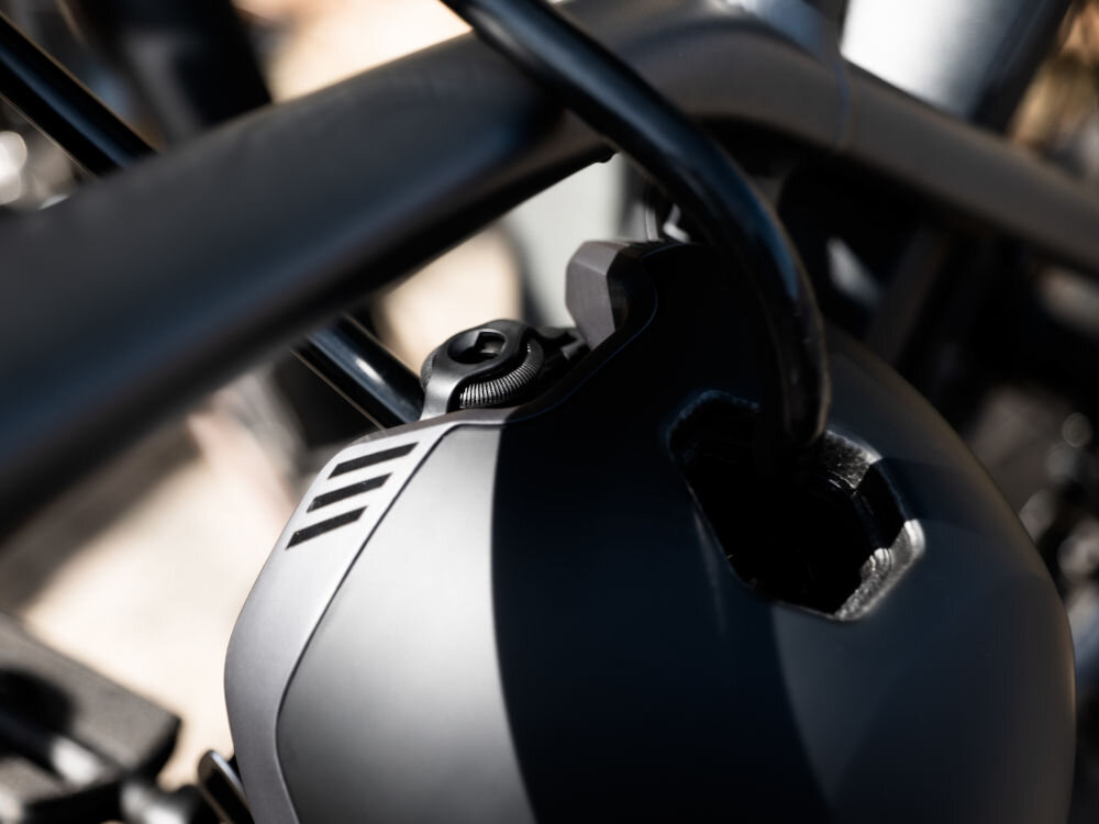 Kask rowerowy LAZER Urbanize Czarny Miejski - wygoda  