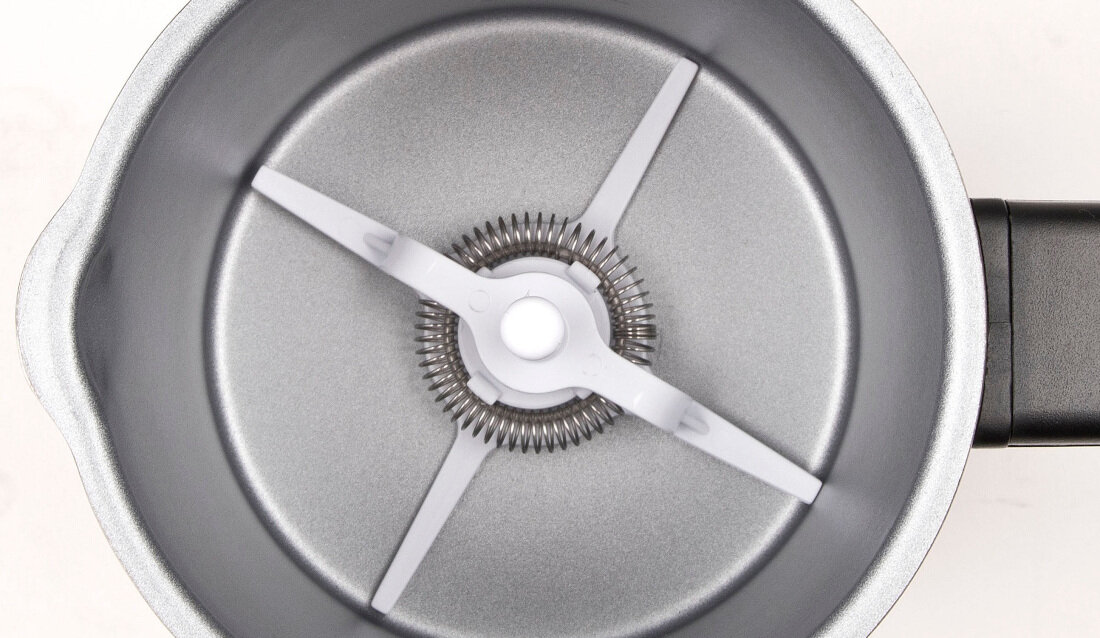 Spieniacz G3FERRARI G10146 Ciepłe mleko bez wysiłku Funkcja podgrzewania do 350 ml mleka Równomierne grzanie bez przypalania komfort użytkowania