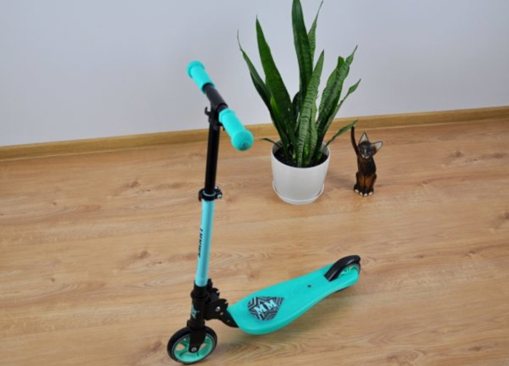 Hulajnoga MILLY MALLY Smart lekka konstrukcja i latwosc w transporcie