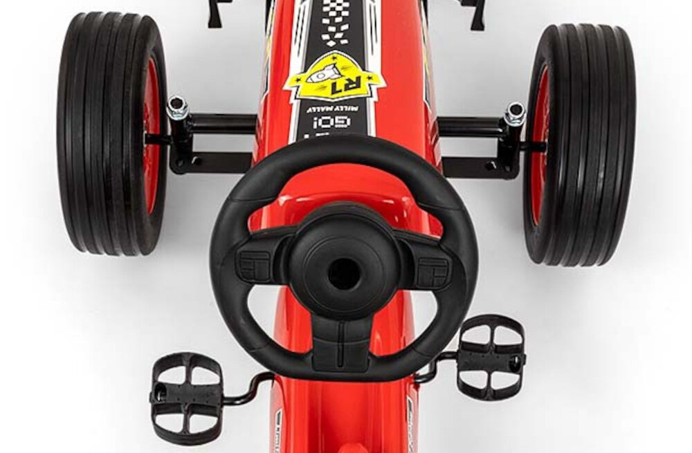 Gokart na pedały MILLY MALLY Rocket Czerwony zbliżenie na kierownicę czerwony kolor dynamiczna linia nadwozia atrakcyjny sportowy charakter sportowa kierownica osłona kolumny kierowniczej z wysokiej jakości tworzywa ochrona przed zabrudzeniami i drobnymi uszkodzeniami