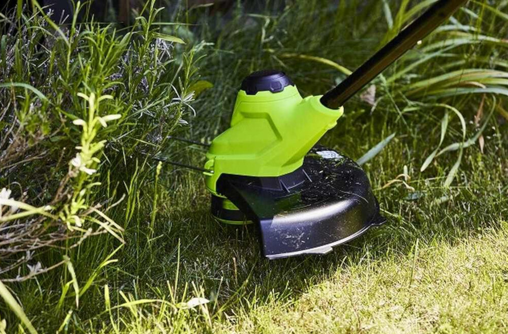 Podkaszarka akumulatorowa GREENWORKS G24LT25 2107207 glowica zylkowa srednica zylki 1,6 mm szerokosc pracy 25 cm