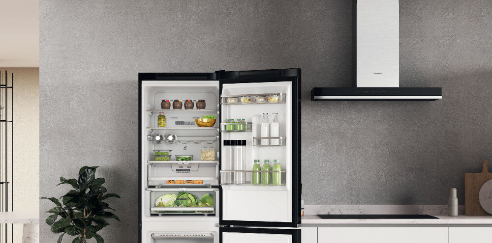 Lodówka WHIRLPOOL WHC18 T311 półka na drzwiach regulacja balkoniki