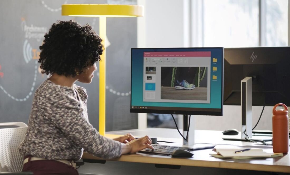  Monitor HP E22 G4  - Monitor 