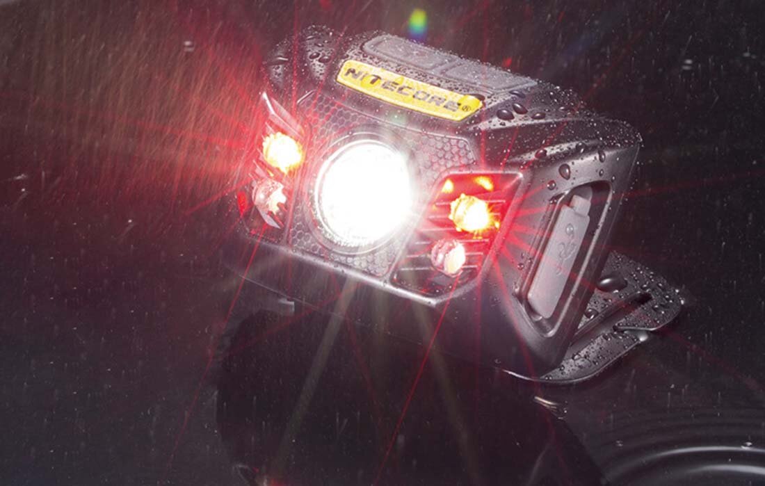 Latarka czołowa NITECORE NU32 odporność na wodę upadki