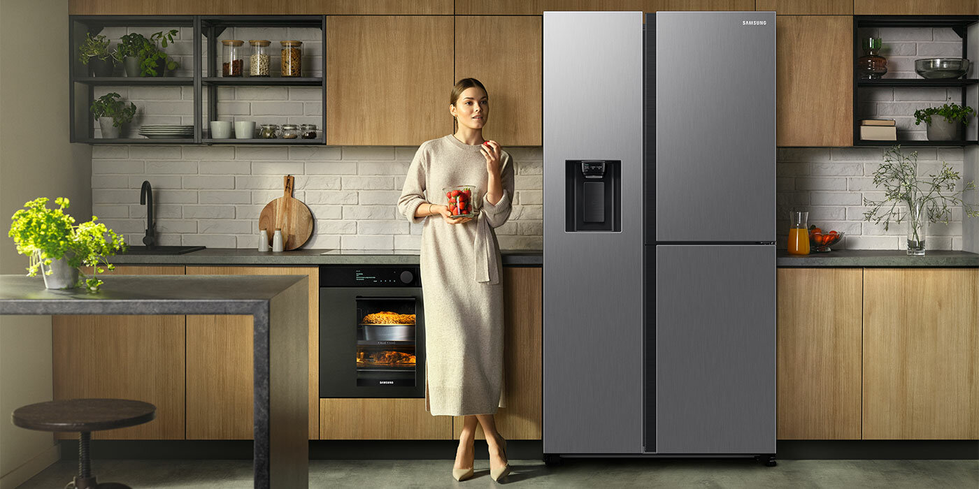 Przyjdź do Media Expert, by zobaczyć jak świetnie prezentuje się lodówka RH68B8831S9, którą widzisz na zdjęciu Przyjdź do Media Expert, by zobaczyć jak świetnie prezentuje się lodówka RH68B8831S9, którą widzisz na zdjęciu