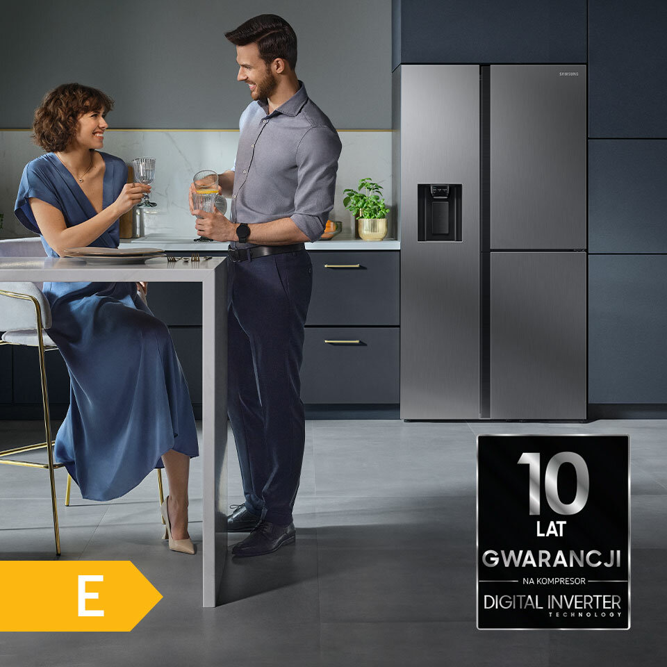Lodówka RH68B8831S9 zapewnia efektywne działanie dzięki zainstalowanemu w niej kompresorowi Digital Inverter z 10-letnią gwarancją – podkreśloną na zdjęciu stosowną grafiką Lodówka RH68B8831S9 zapewnia efektywne działanie dzięki zainstalowanemu w niej kompresorowi Digital Inverter z 10-letnią gwarancją – podkreśloną na zdjęciu stosowną grafiką