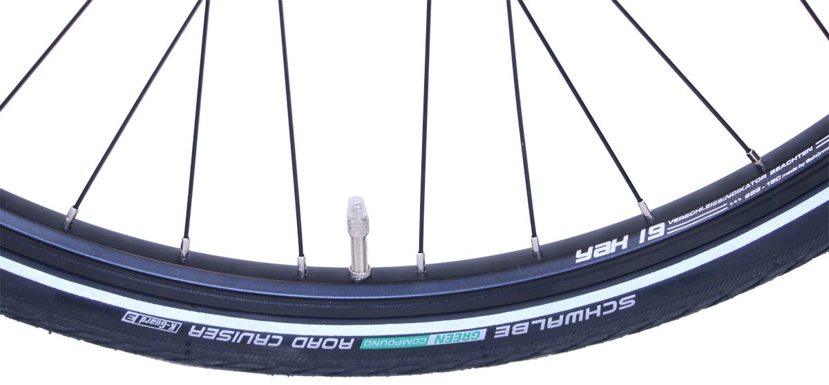 Rower trekkingowy INDIANA X-Road 5.0 M19 28 cali męski Czarny kola