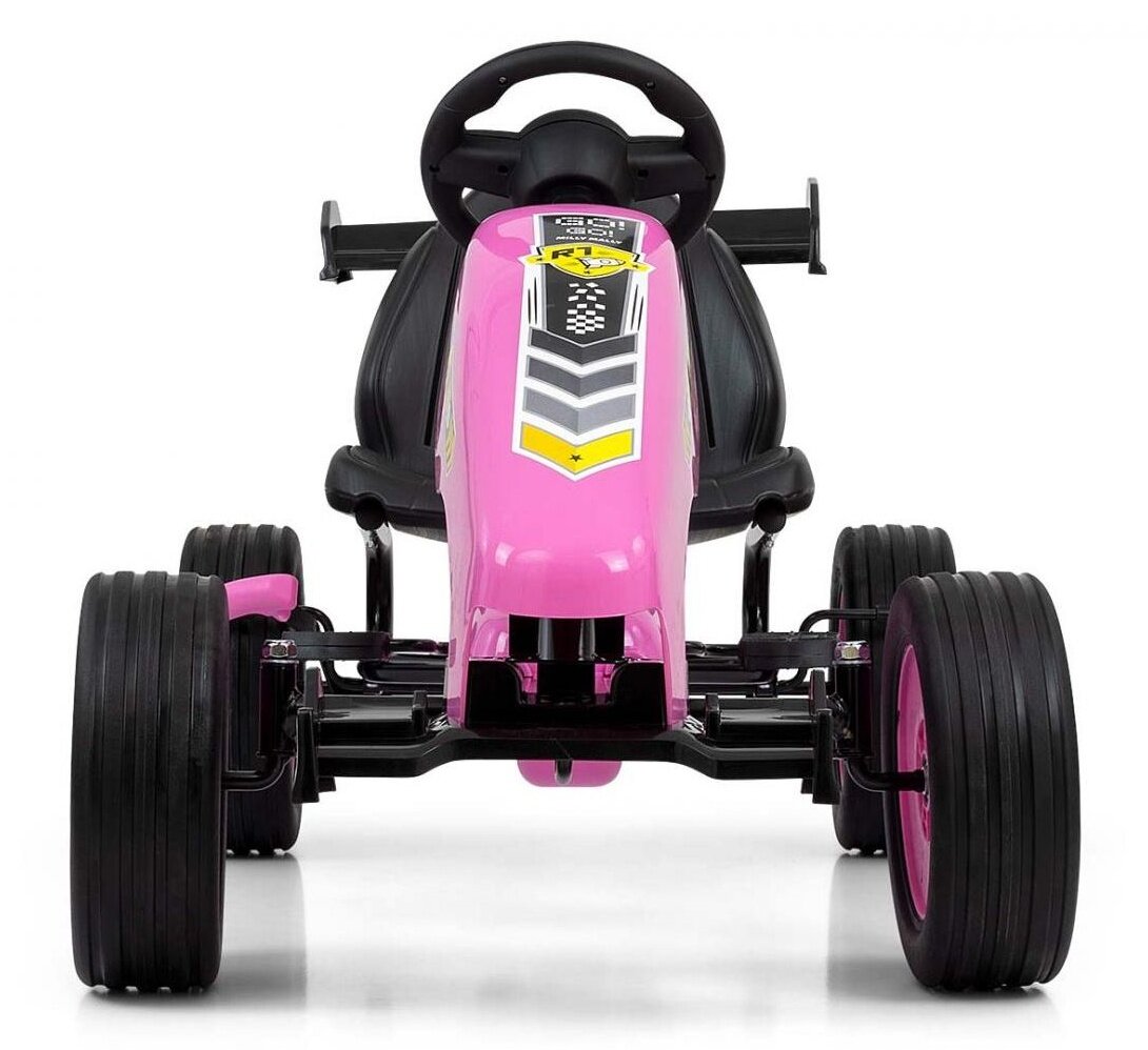 Gokart na pedały MILLY MALLY Rocket Różowy gokart na białym tle widoczny od przodu forma nauki ćwiczy koncentrację refleks i koordynację ruchową dziecko uchy się zasad panowania nad pojazdem wspiera rozwój motoryczny i buduje pewność siebie solidna konstrukcja wysokiej jakości materiały maksymalne obciążenie 30 kg