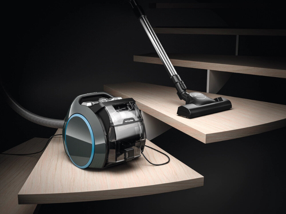 Odkurzacz MIELE PowerLine Boost CX1 do schodow odkurzanie stabilne kolka