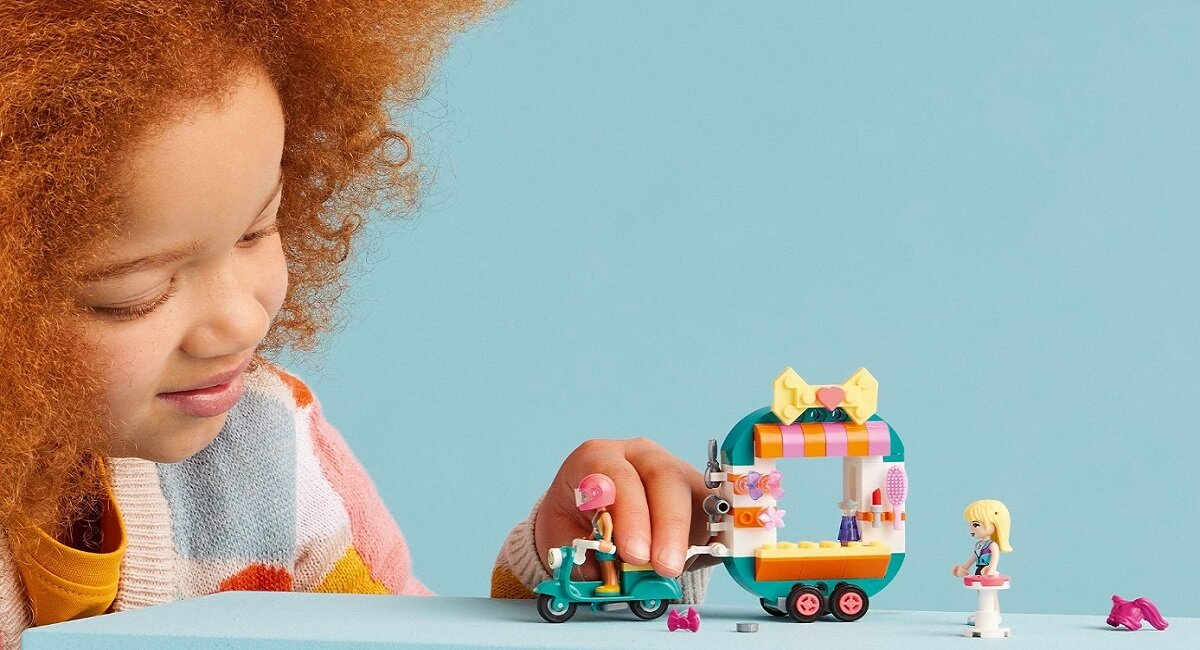 LEGO Friends Mobilny butik 41719 Zabawa napędzana wyobraźnią