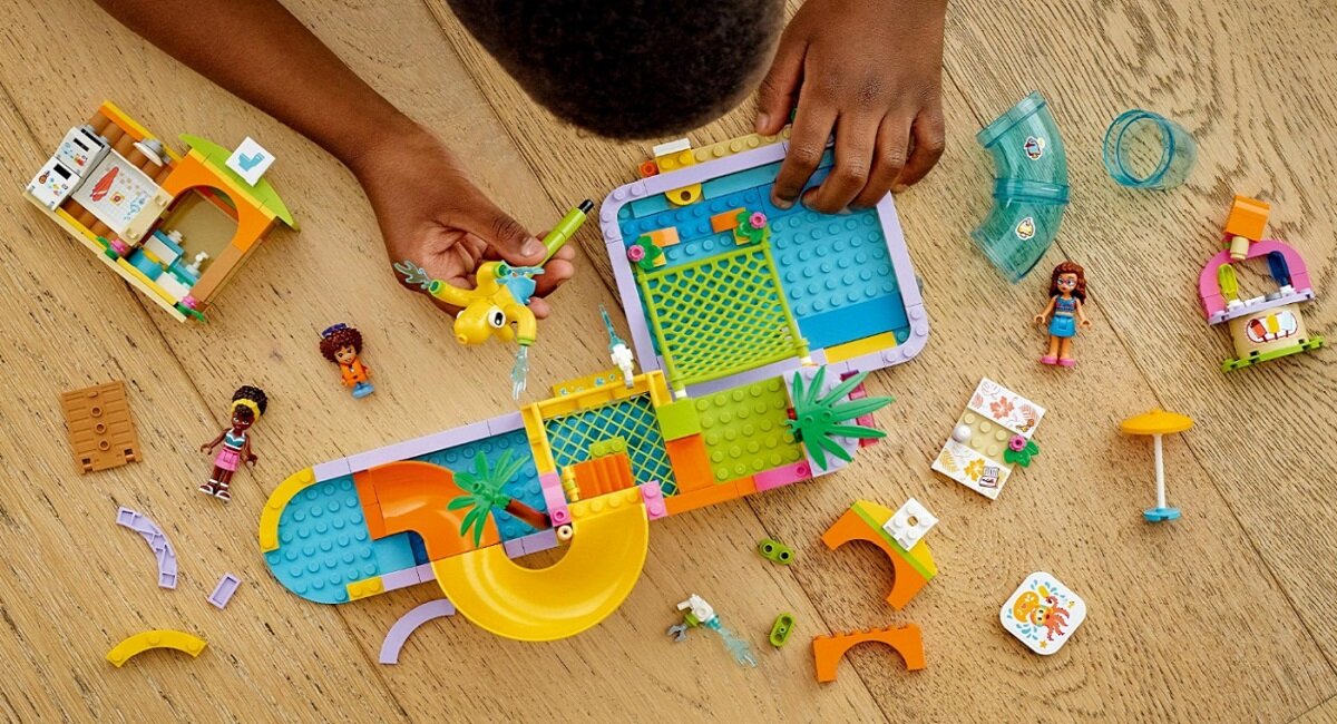 LEGO Friends Park wodny 41720 Mnóstwo możliwości zabawy