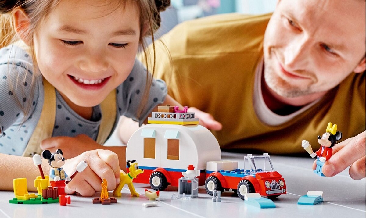 LEGO Disney Mickey and Friends Myszka Miki i Myszka Minnie na biwaku 10777 kreatywna zabawa prawidłowy rozwój merytoryczny dziecka klocki figurki minifigurki bez zasilania klasyczna zabawa wysoka jakość lego wielogodzinna zabawa Świetny prezent dla dzieci, które uwielbiają niezliczone przygody i nowościs