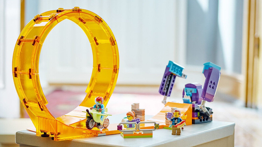 LEGO City Kaskaderska pętla i szympans demolka - prezent