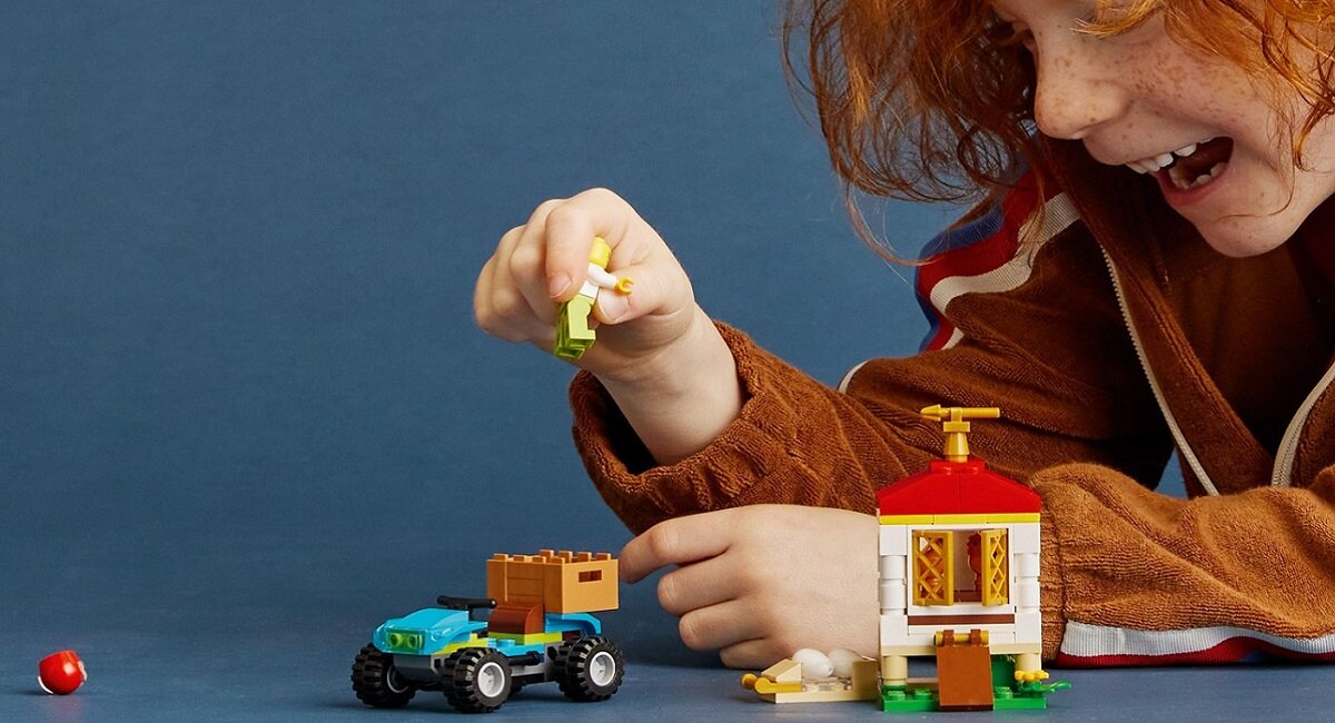 LEGO City Kurnik z kurczakami 60344 kreatywna zabawa prawidłowy rozwój merytoryczny dziecka klocki figurki minifigurki bez zasilania klasyczna zabawa wysoka jakość lego wielogodzinna zabawa Zabawa napędzana wyobraźnią